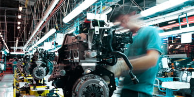 Automobilky v prvním čtvrtletí vyrobily skoro 400 tisíc aut. To je o desetinu víc než loni